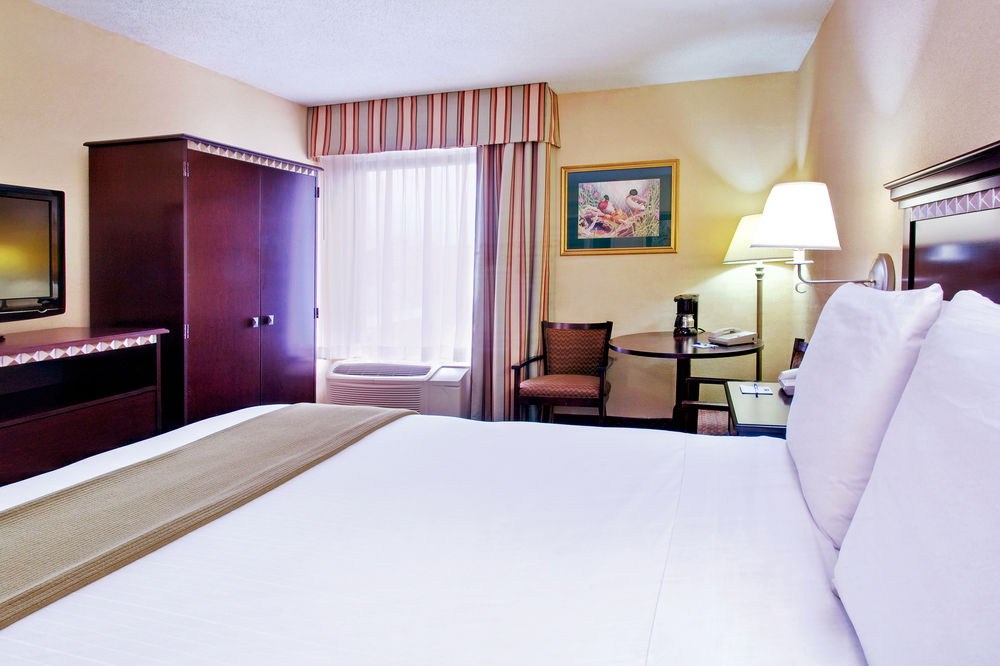HOLIDAY INN EXPRESS MEMPHIS MEDICAL CENTER MIDTOWN in Memphis