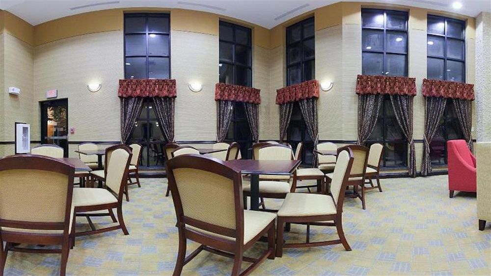 HOLIDAY INN EXPRESS CINCINNATI WEST in Cincinnati, Oh
