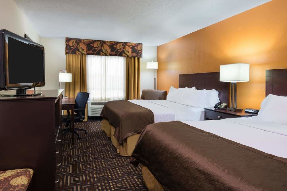 HOLIDAY INN KNOXVILLE WEST- CEDAR BLUFF RD in Knoxville. Tn