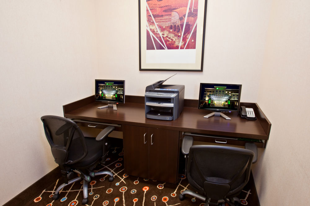 Holiday Inn Louisville Airport - Fair/Expo By IHG in Louisville, Ky