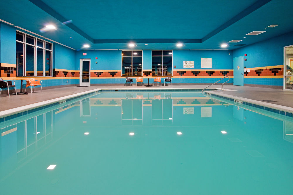 HOLIDAY INN HOTEL & SUITES WILLIAMSBURG-HISTORIC GATEWAY in Williamsburg, Va