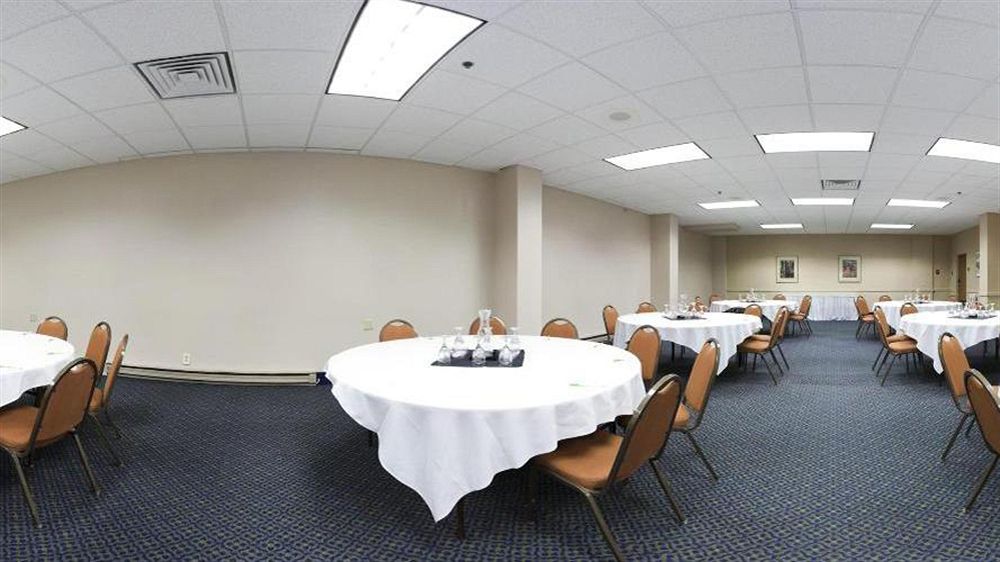 HOLIDAY INN ROCKFORD(I-90&RT 20/STATE ST) in Rockford, Il