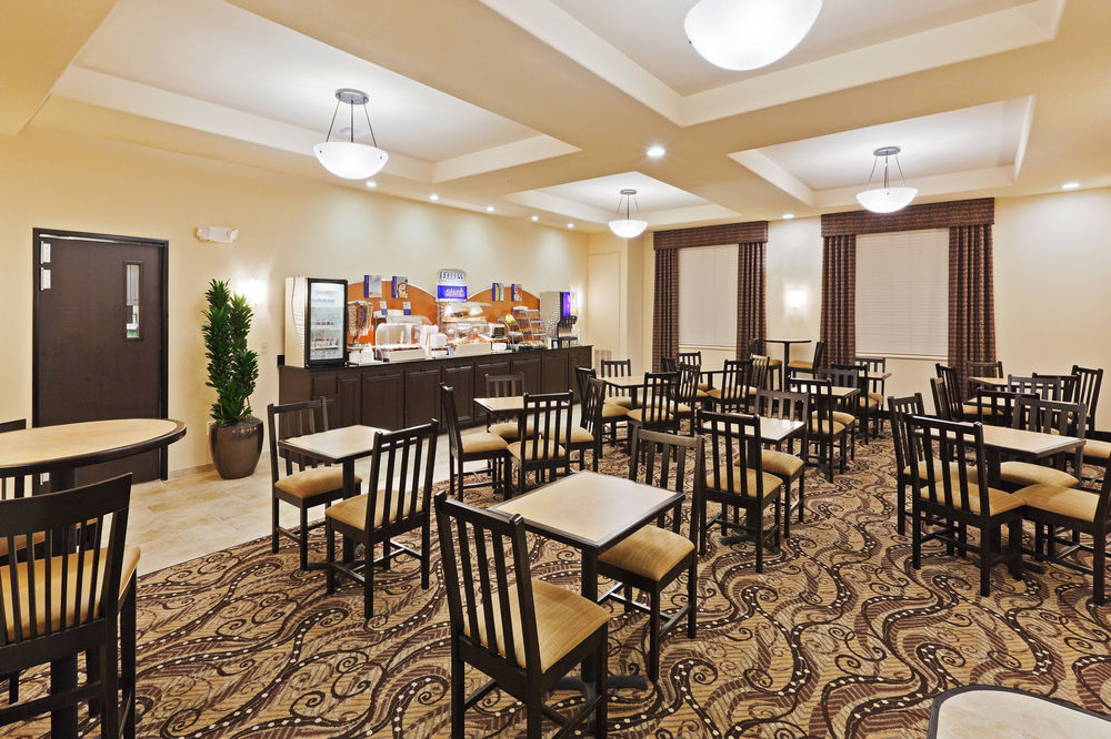 HOLIDAY INN EXPRESS & SUITES OKLAHOMA CITY NW-QUAIL SPRINGS in Oklahoma City