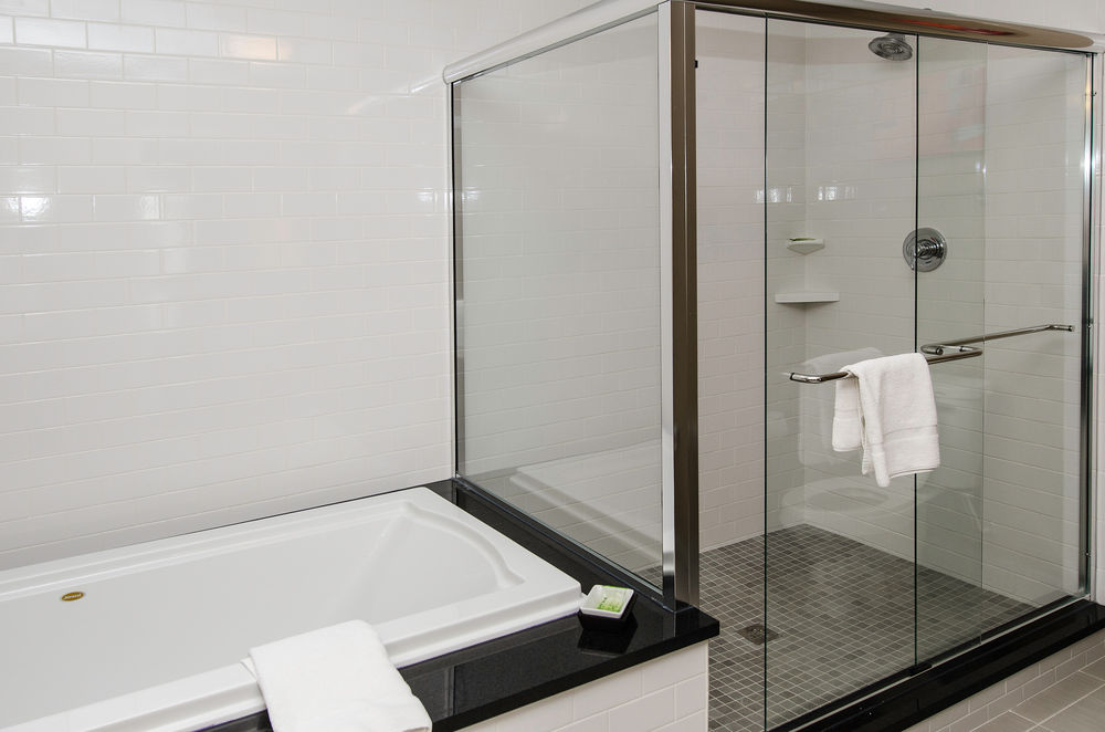 HOLIDAY INN EXPRESS & SUITES COLUMBUS - EASTON AREA in Columbus
