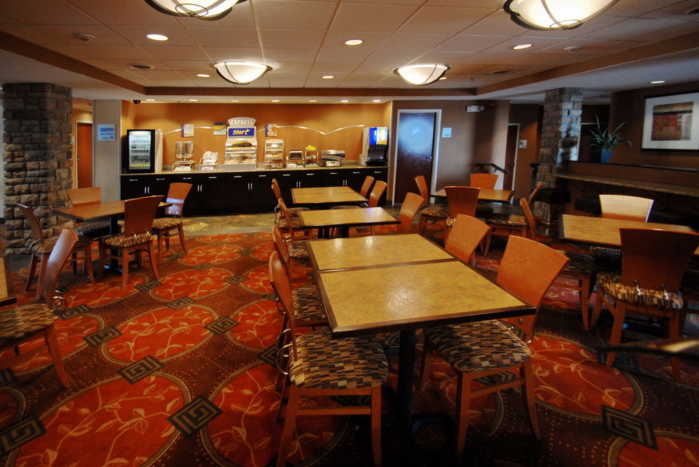 Holiday Inn Express & Suites Denver SW-Littleton by IHG in Denver