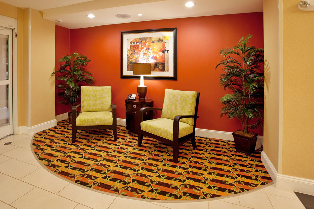 HOLIDAY INN EXPRESS HOTEL & SUITES SPARTANBURG-NORTH in Spartanburg