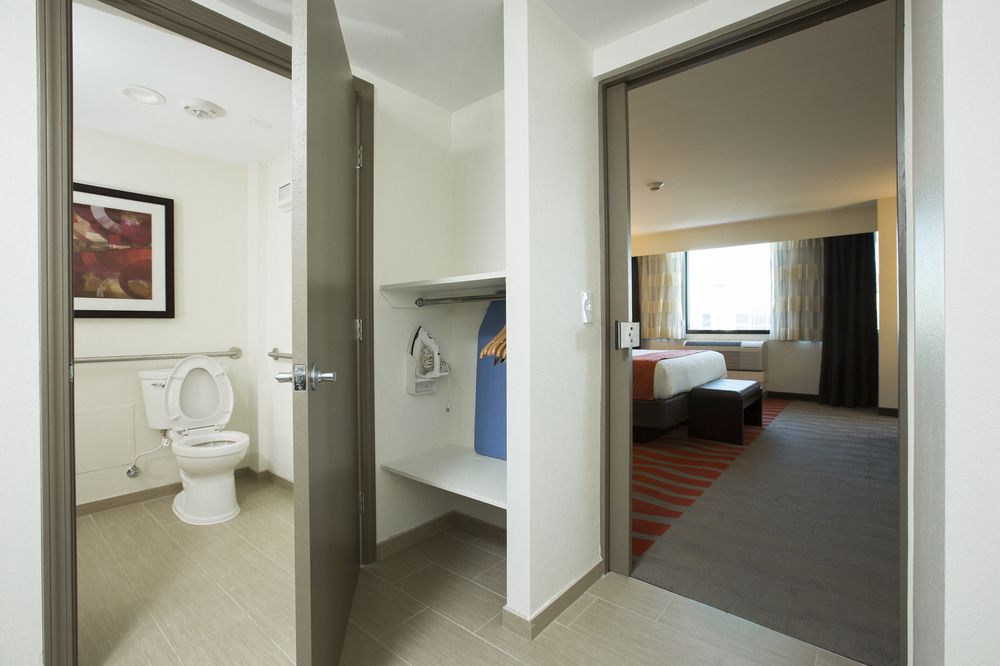 HOLIDAY INN HOUSTON S - NRG AREA - MEDICAL CENTER in Houston, Tx