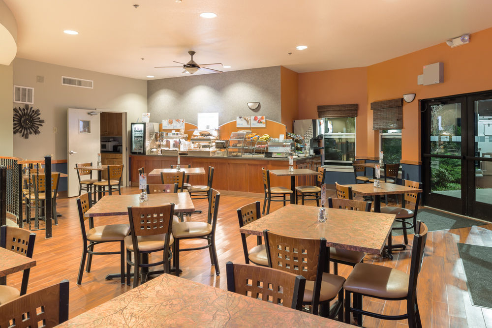 Holiday Inn Express & Suites Arcata/Eureka in Eureka, Ca