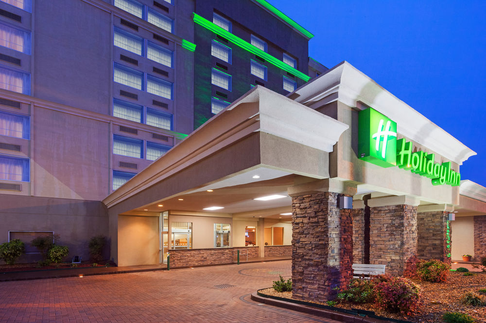HOLIDAY INN EXPRESS RICHMOND - MIDTOWN in Richmond, Va
