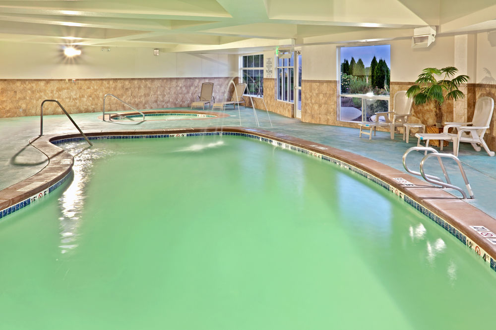 HOLIDAY INN EXPRESS & SUITES NAMPA - IDAHO CENTER in Nampa