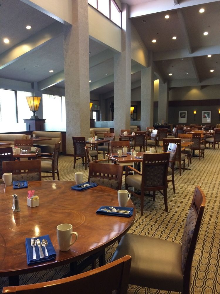 DoubleTree by Hilton Bakersfield in Bakersfield