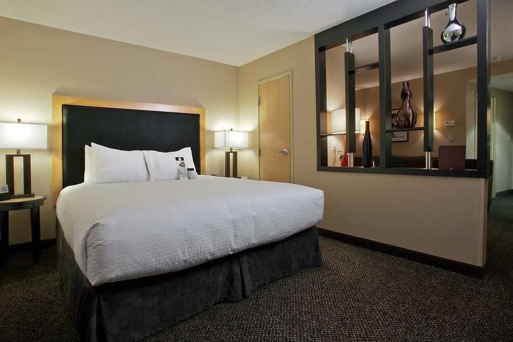 DoubleTree by Hilton Savannah Airport in Savannah