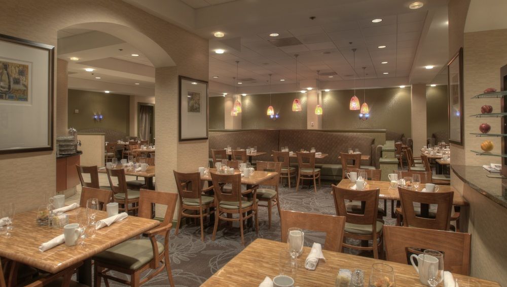 DoubleTree by Hilton Washington DC - Crystal City in Arlington