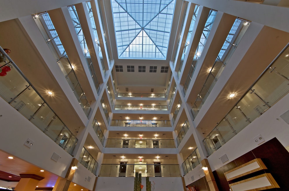 HOLIDAY INN SARASOTA - AIRPORT in Sarasota