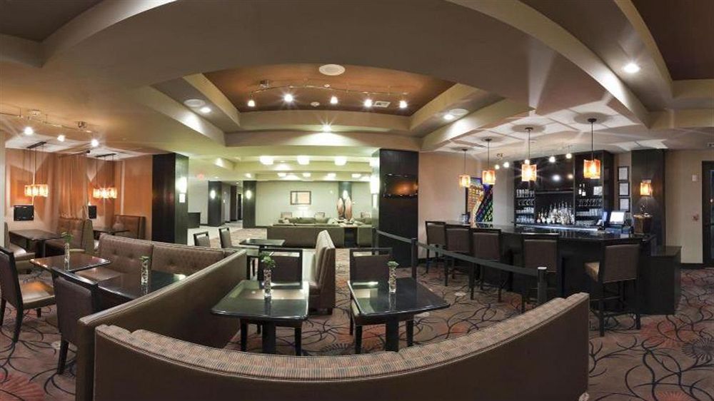 HOLIDAY INN HOTEL & SUITES TULSA SOUTH in Tulsa, Ok