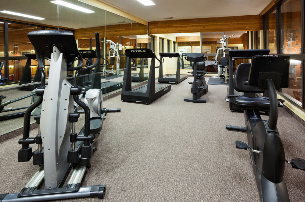 HOLIDAY INN HOTEL & SUITES ST. CLOUD in Saint Cloud, Mn