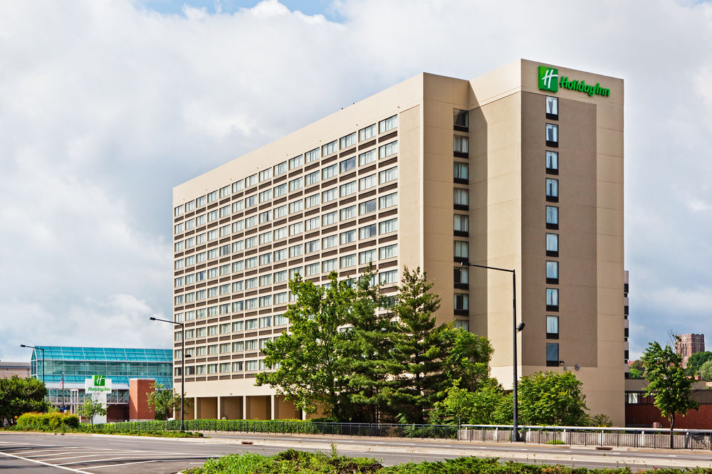 HOLIDAY INN DOWNTOWN WORLDS FAIR PARK in Knoxville. Tn