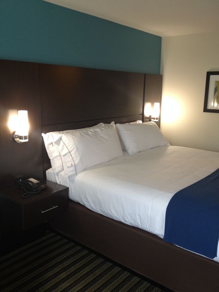 HOLIDAY INN EXPRESS EAST I-85 in Montgomery, Al