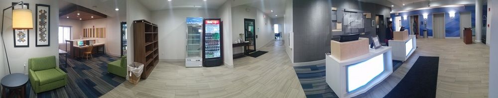 HOLIDAY INN EXPRESS ALBANY - DOWNTOWN in Albany