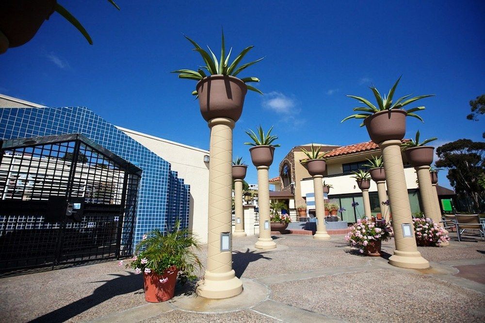 HOLIDAY INN EXPRESS SAN DIEGO AIRPORT-OLD TOWN in San Diego, Ca