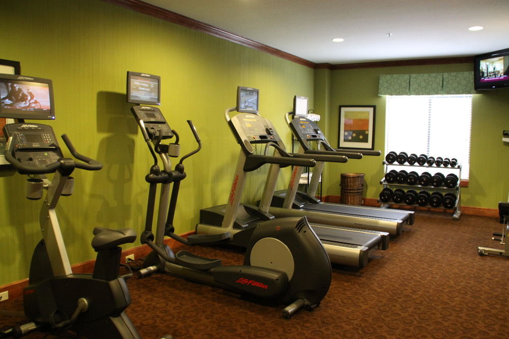 HOLIDAY INN EXPRESS & SUITES ARLINGTON (I-20-PARKS MALL) in Arlington-Tx (Us)