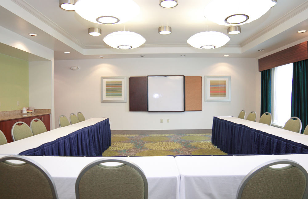 HOLIDAY INN EXPRESS & SUITES VICKSBURG in Vicksburg, Ms
