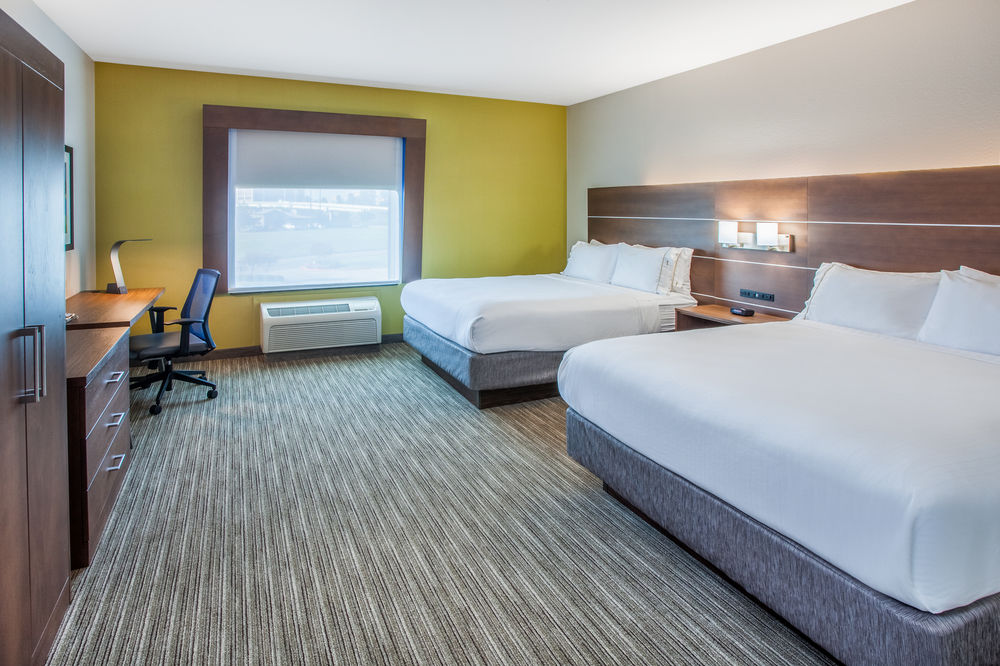 HOLIDAY INN EXPRESS & SUITES TEXARKANA in Texarkana, Ar
