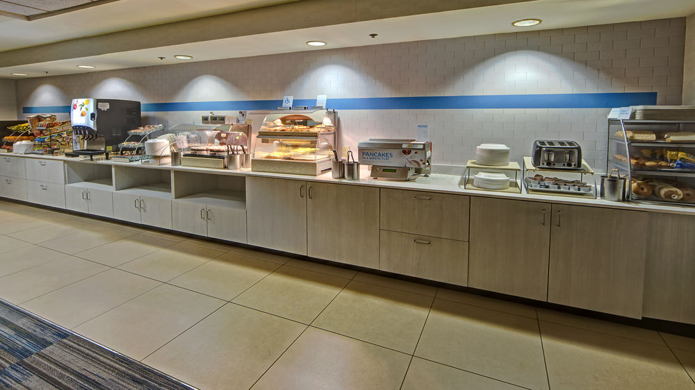HOLIDAY INN EXPRESS MURFREESBORO CENTRAL in Murfreesboro, Tn