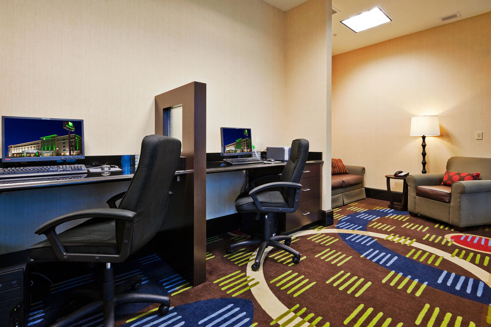 HOLIDAY INN HOTEL & SUITES WACO NORTHWEST in Waco, Tx