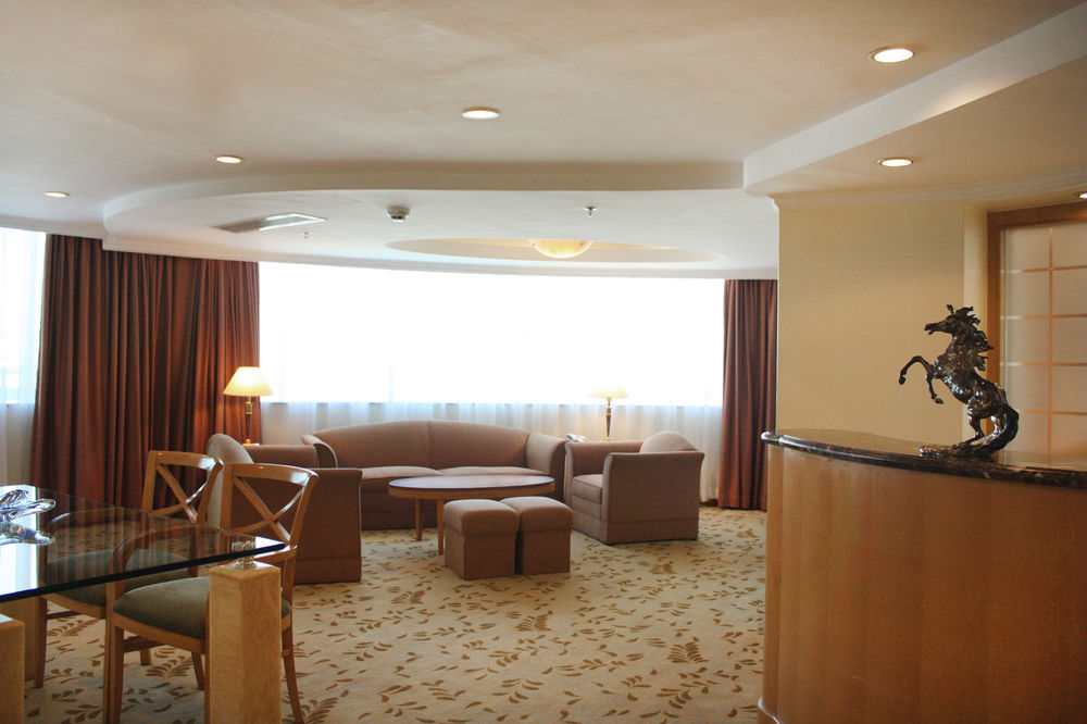 HOLIDAY INN BEIJING CHANGAN WEST in Beijing