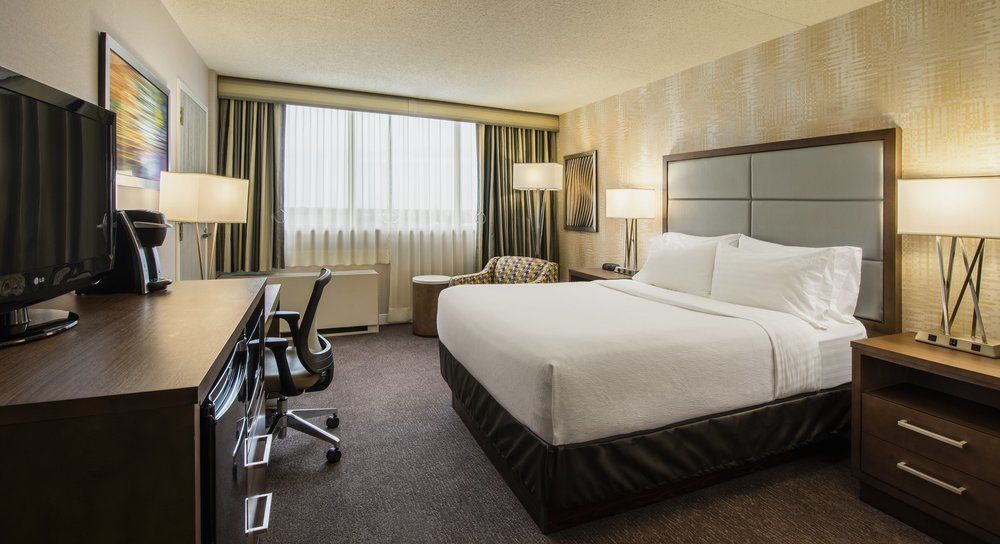 HOLIDAY INN SOUTH in Winnipeg, Mb