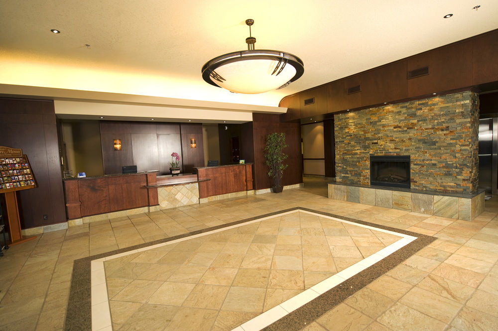 HOLIDAY INN HTL & SUITES WEST in Edmonton