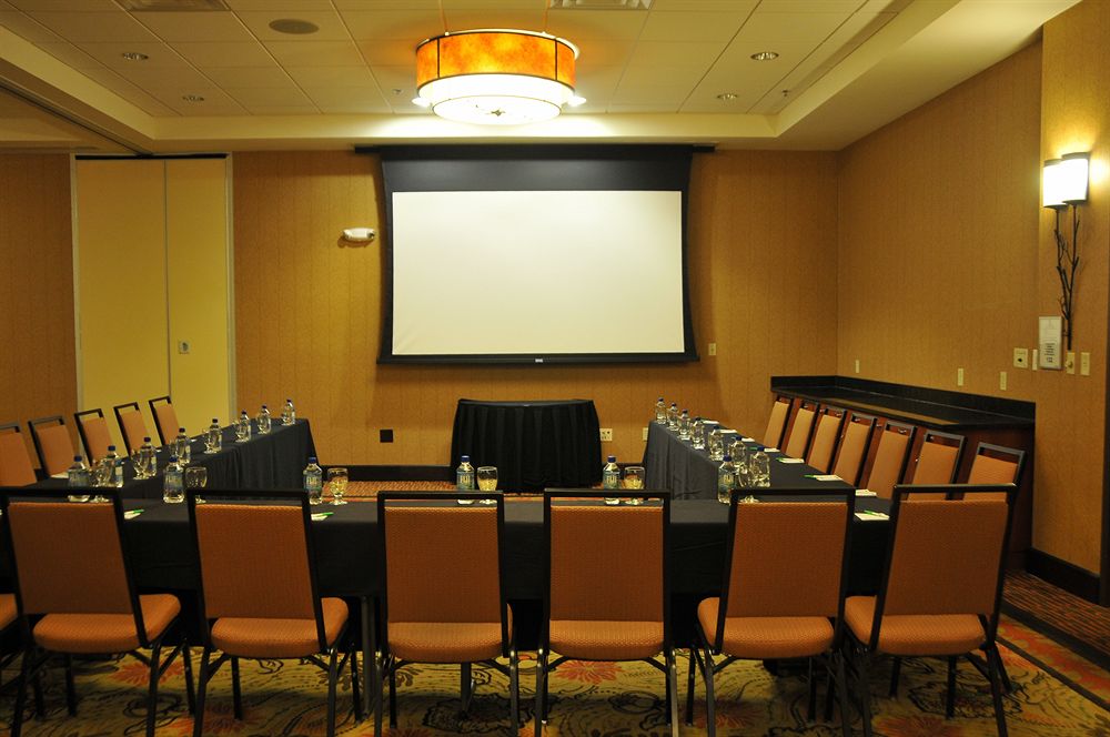 DOUBLETREE BY HILTON DENVER INTERNATIONAL AIRPORT in Denver