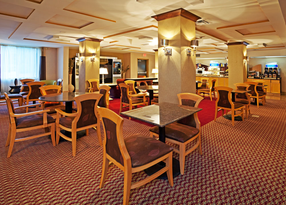 HOLIDAY INN EXPRESS & SUITES BIRMINGHAM - INVERNESS 280 in Birminghan, Al