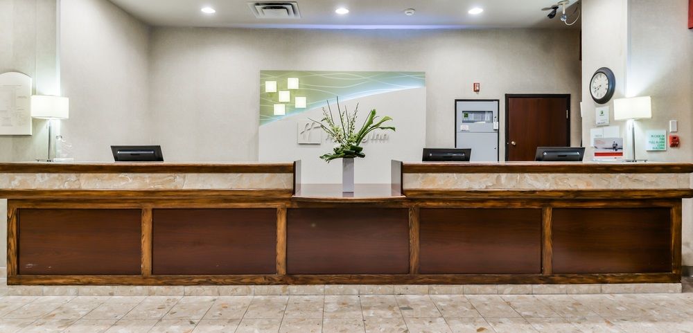 DoubleTree by Hilton Kitchener in Kitchener, On
