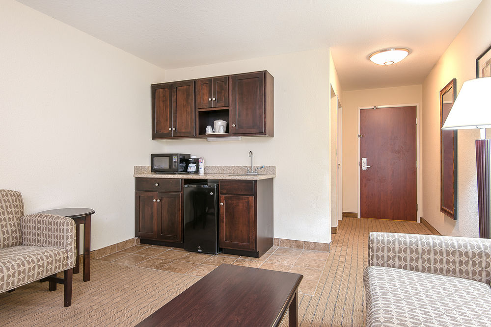 HOLIDAY INN EXPRESS & SUITES LAFAYETTE EAST in Lafayette, In