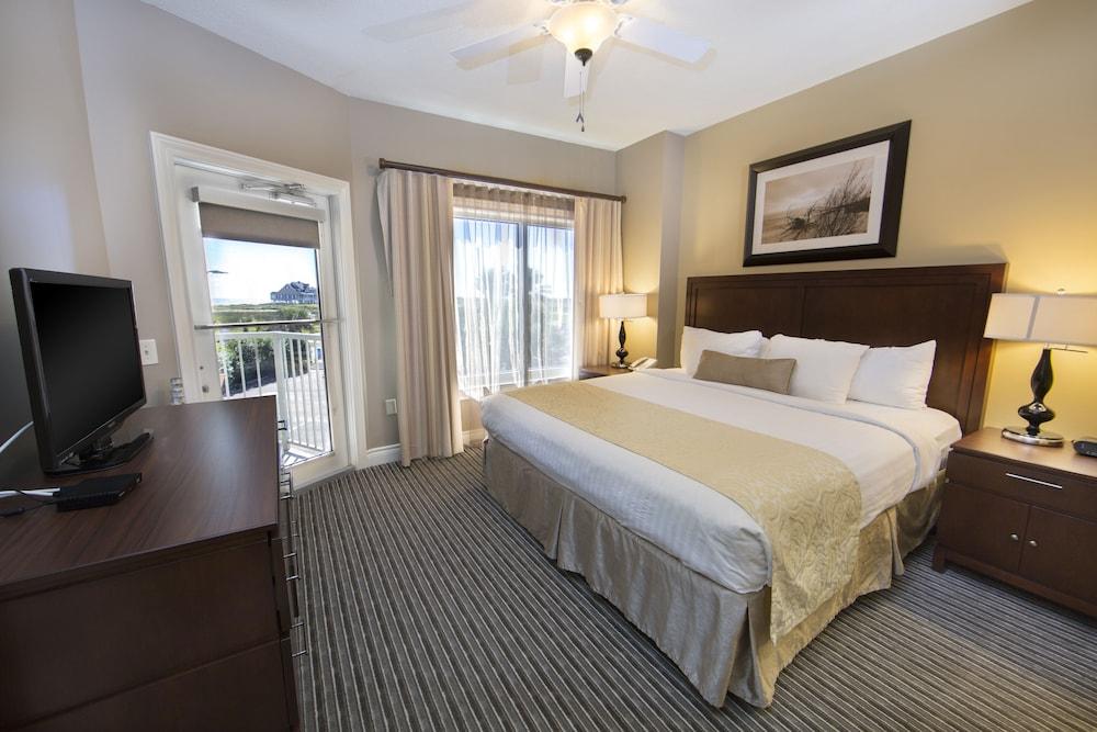 HOLIDAY INN CLUB VACATIONS GALVESTON BEACH RESORT in Galveston, Tx