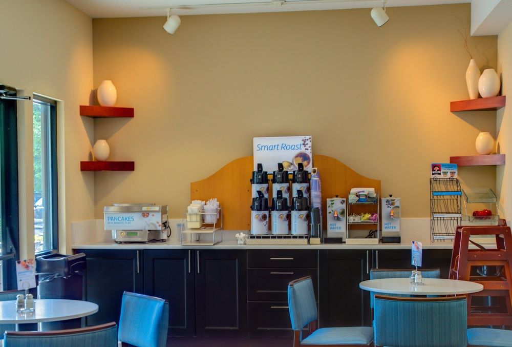 HOLIDAY INN EXPRESS BELLINGHAM in Bellingham, Wa