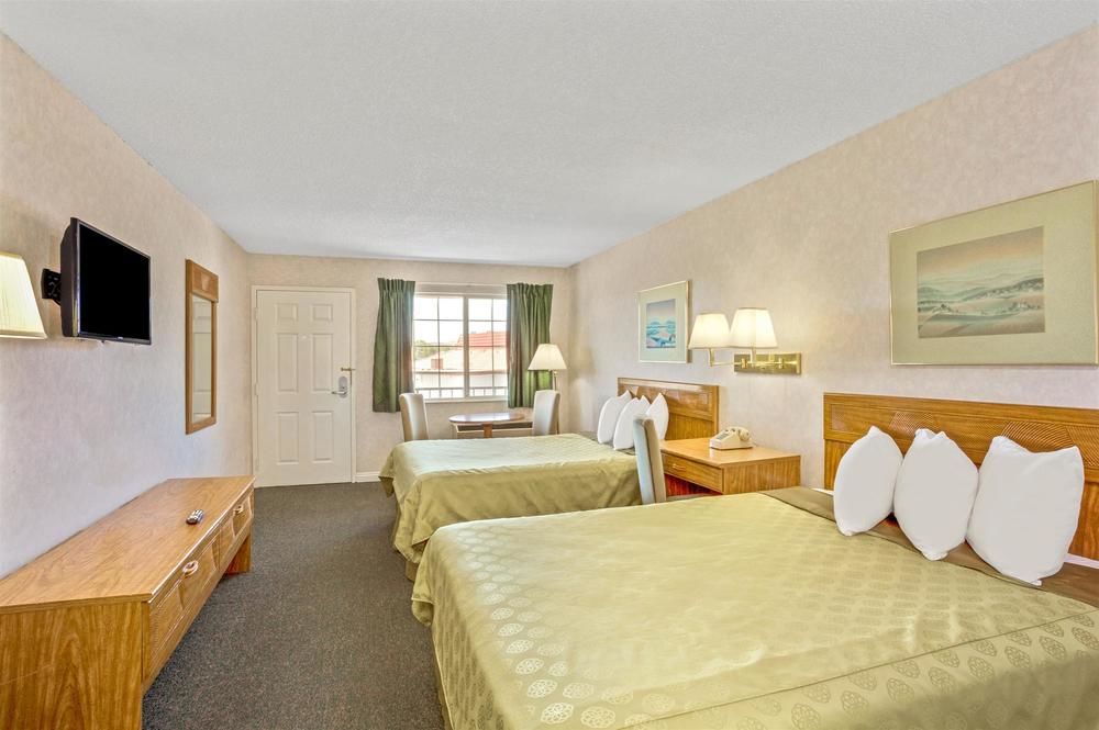 DAYS INN BY WYNDHAM CARSON CITY in Carson City, Nv