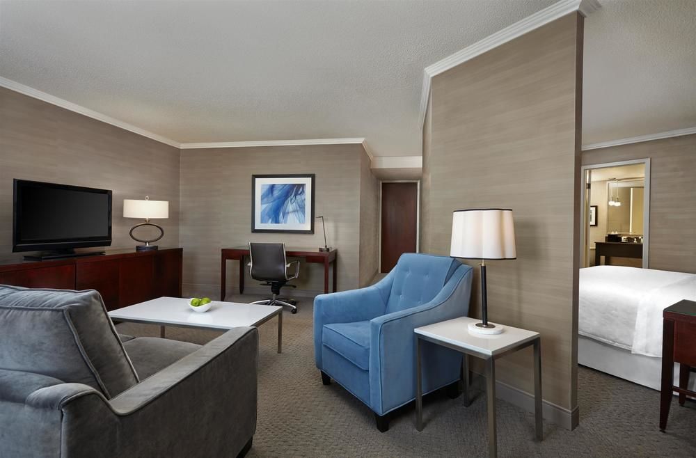 SHERATON CAVALIER CALGARY HOTEL in Calgary