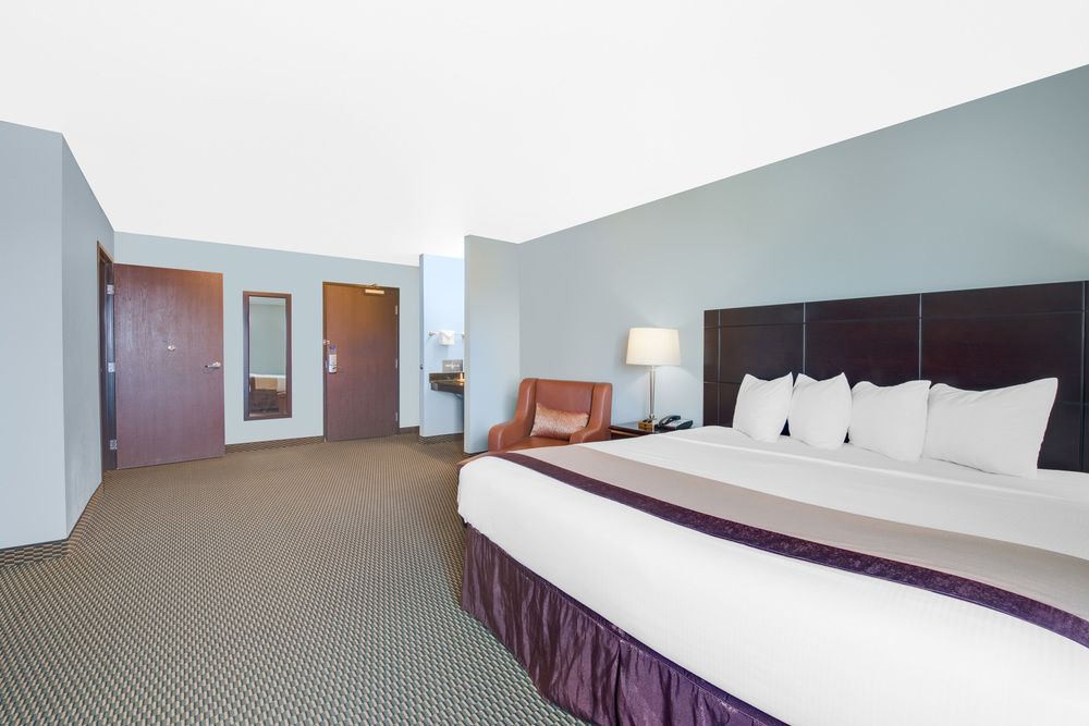 BAYMONT BY WYNDHAM RAPID CITY in Rapid City
