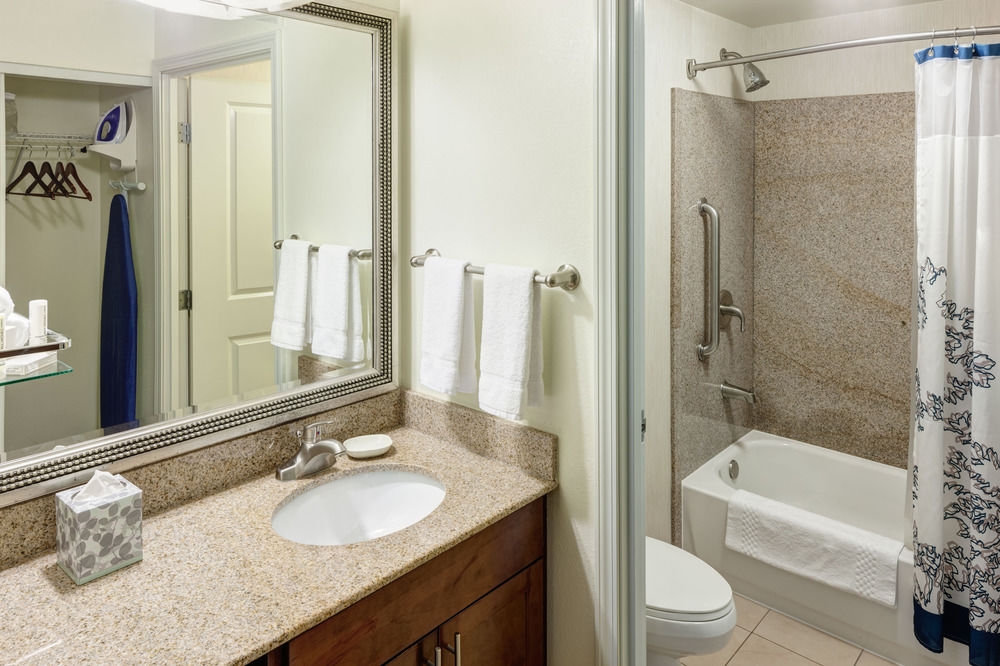 RESIDENCE INN BY MARRIOTT CHICAGO LAKE FOREST/METTAWA in Chicago