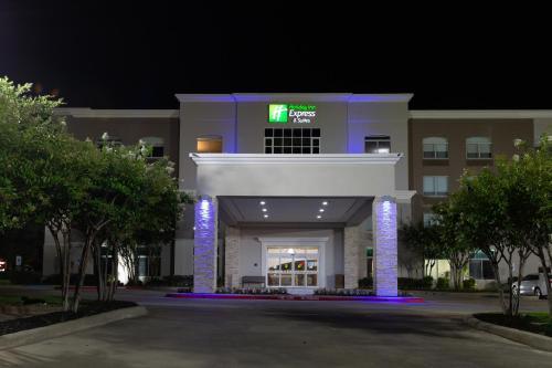 RESIDENCE INN BY MARRIOTT ARLINGTON in Dallas, Tx