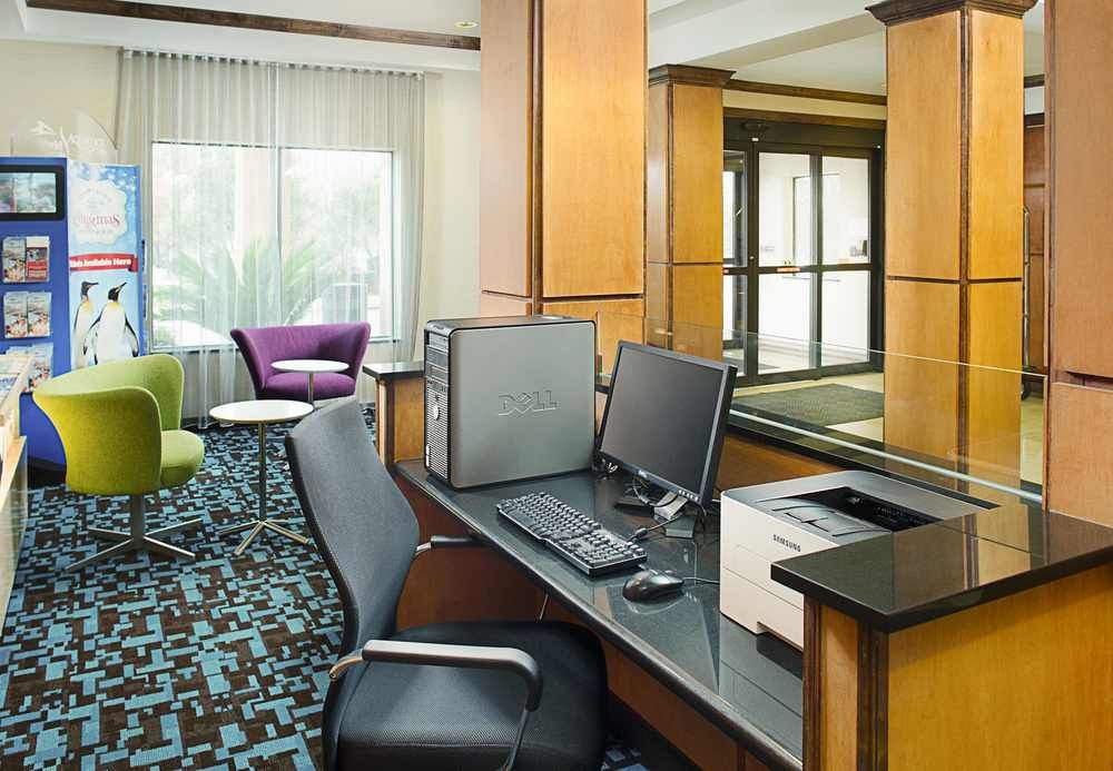 FAIRFIELD INN &AMP; SUITES BY MARRIOTT SAN ANTONIO SEAWORLD in San Antonio,Tx