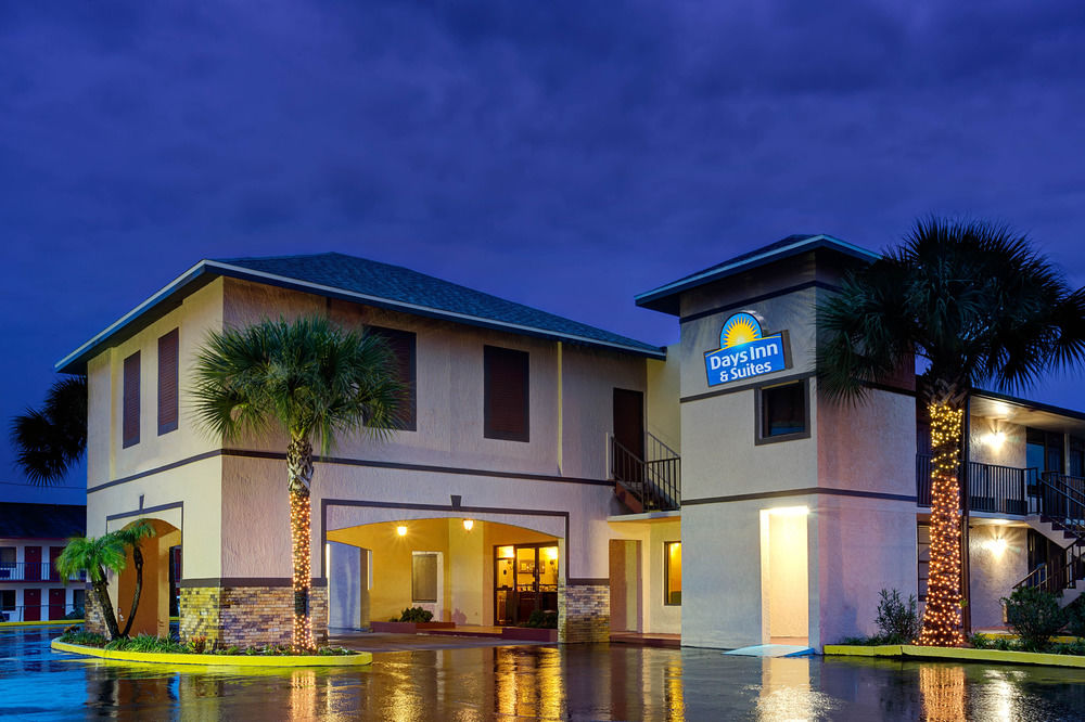 Days Inn by Wyndham Kissimmee West in Kissimmee, Fl