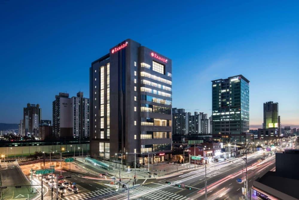 Ramada by Wyndham Seoul Sindorim in Seoul