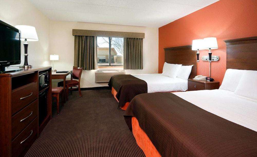 AmericInn by Wyndham Princeton IL in Princeton, Il