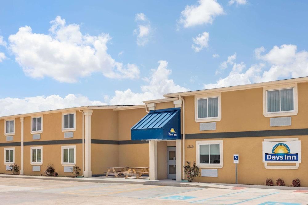 Days Inn by Wyndham New Orleans Pontchartrain in New Orleans