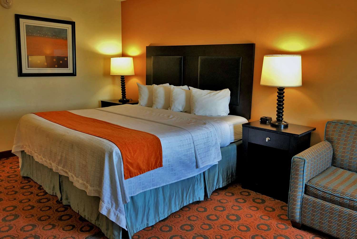 Lux Hotel & Spa, Trademark Collection by Wyndham in Arlington-Tx (Us)
