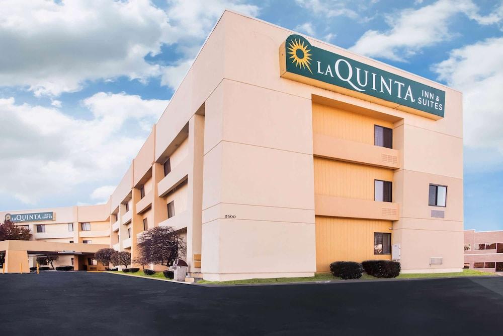 La Quinta Inn & Suites by Wyndham Columbia in Columbia, Mo